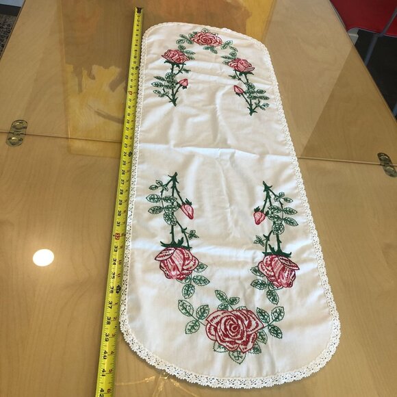 LOT of 6 Hand Embroidered Table Runners - Picture 11 of 16